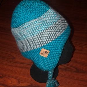 The North Face Cable Knit Beanie/Trapper Hat Youth